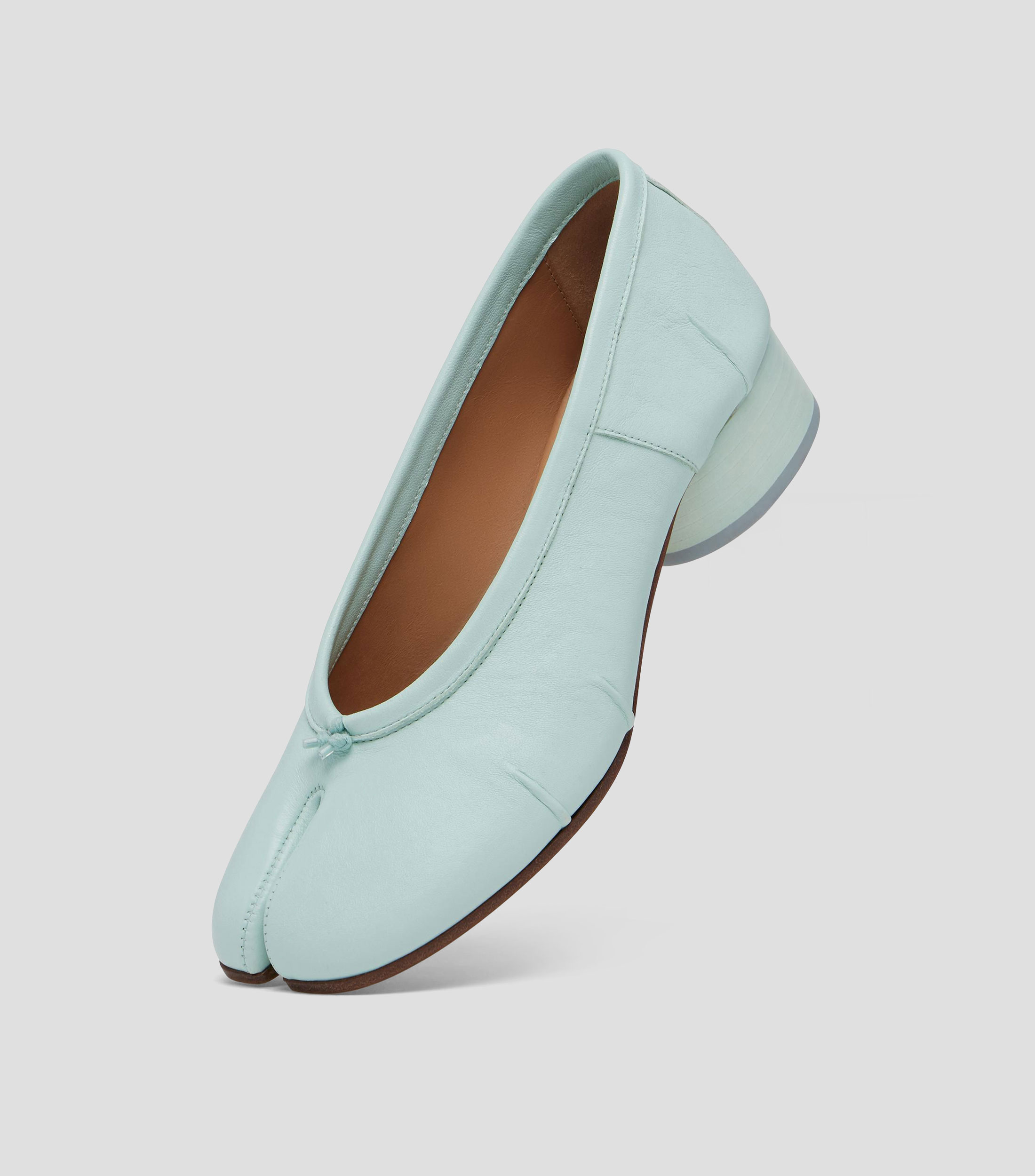 Flats Tabi New H30 en piel con tacón bajo ancho Mujer